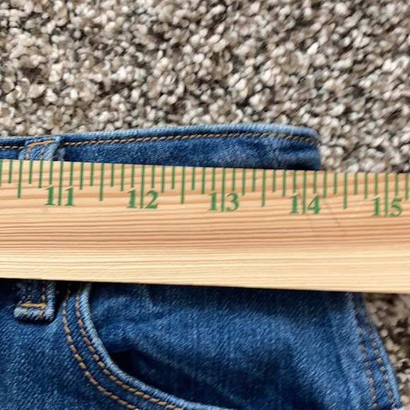 Old Navy Denim Skirt Size 2 - Picture 5 of 7